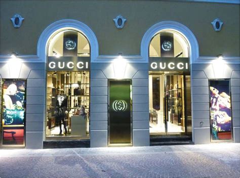 negozio gucci napoli candidatura|100 offerte di lavoro per “Gucci” .